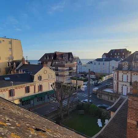 Daire Belle Epoque A 50 M De La Et Du Centre Cabourg
