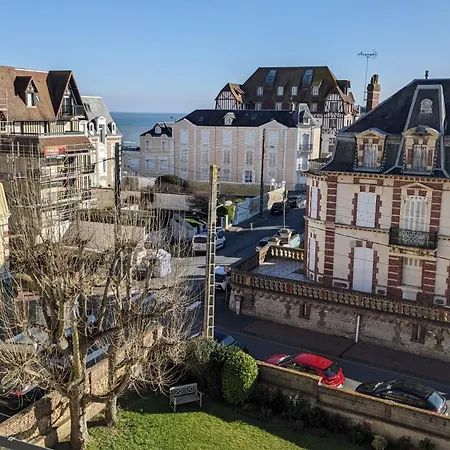 Apartmán Belle Epoque A 50 M De La Et Du Centre Cabourg